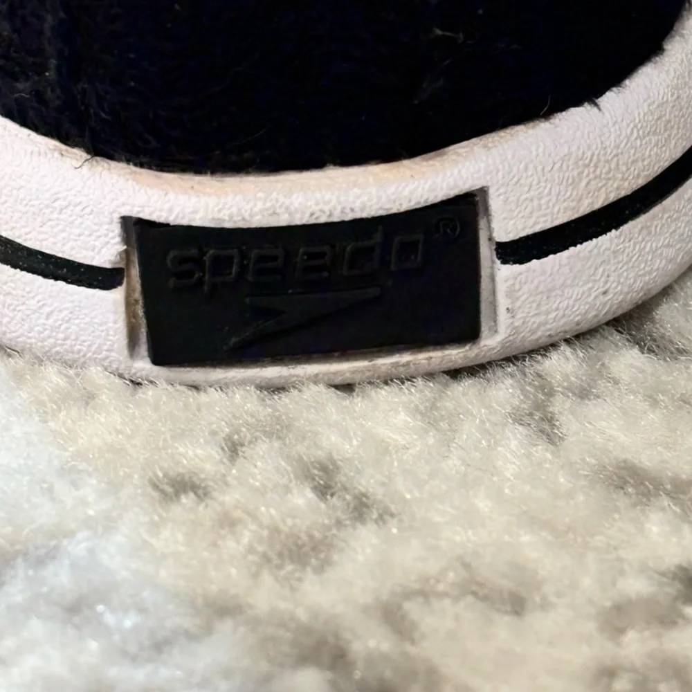 Speedo Girl's Boom Boots SZ 1 Black with White Sole Faux Fur Adjustable Height